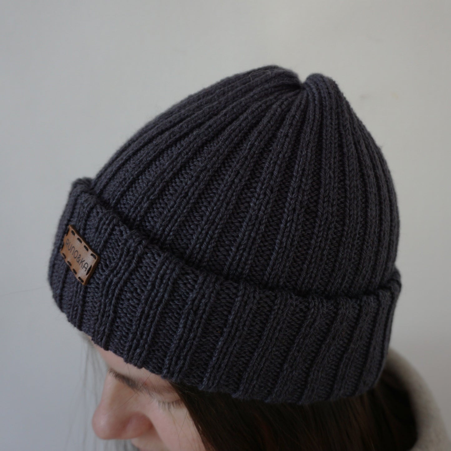 MERINOCOT Dark Grey Caciula Tricotată Manual
