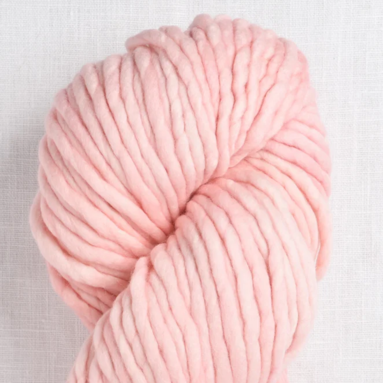 atelier de tricotat cu fire gigantice